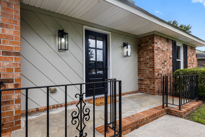 Property Photo: 1207 Hampton Drive SC 29486