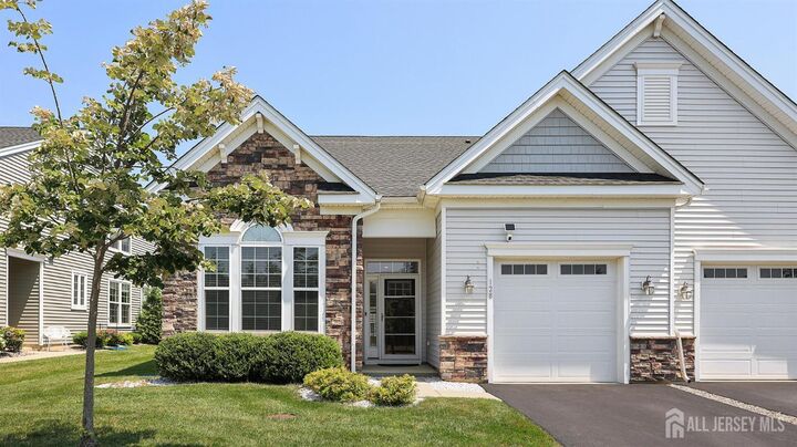128 Starlight Drive  Monroe NJ 08831 photo