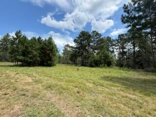 Property Photo: 1704 Watson Road FL 32433