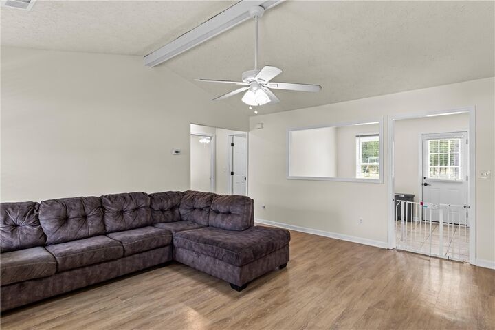 Property Photo:  215 Lee Road 942  AL 36877 