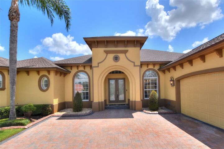 Property Photo: 7460 Reflections Lake Drive FL 33813