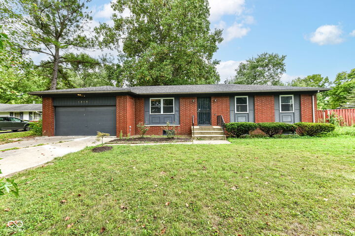 Property Photo:  1315 W 81st Street  IN 46260 