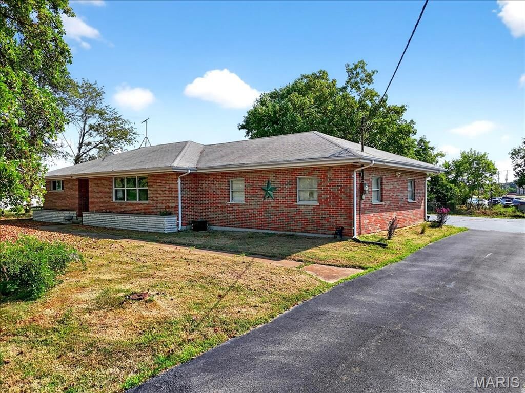 Property Photo:  2832 Williams Creek Road  MO 63049 
