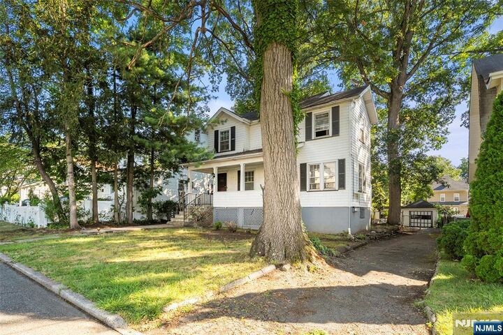 Property Photo:  153 Morris Avenue  NJ 07631 