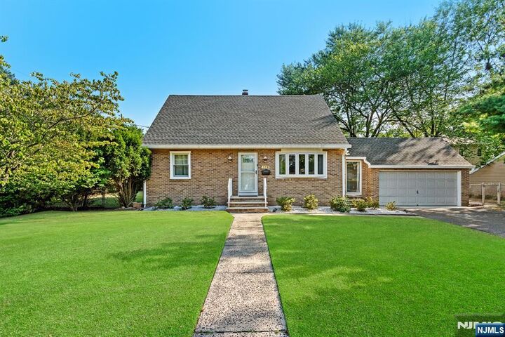 370 Monmouth Avenue  New Milford NJ 07646 photo