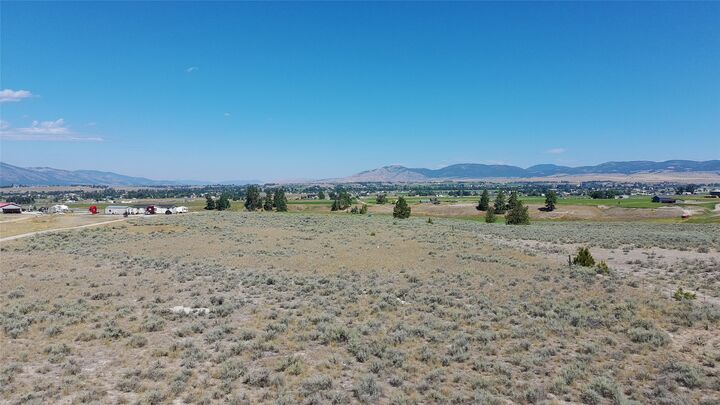 Property Photo: 982 Foxy Lane MT 59870