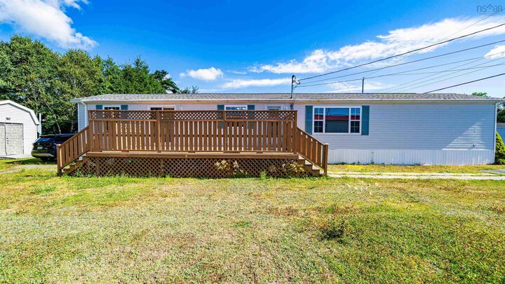 Property Photo:  47 Bumpy Lane  NS B3E 1B8 