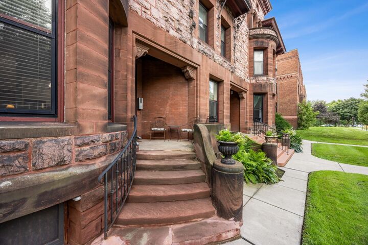 Property Photo: 598 Summit Avenue 598-1 MN 55102