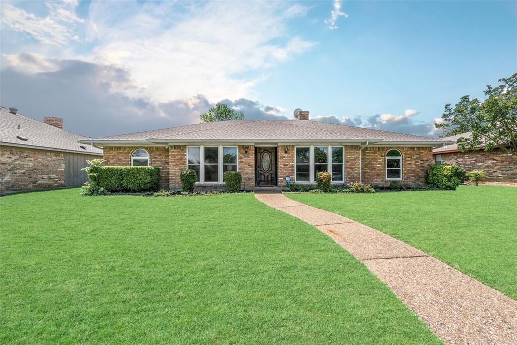 Property Photo:  1506 Concord Drive  TX 75081 