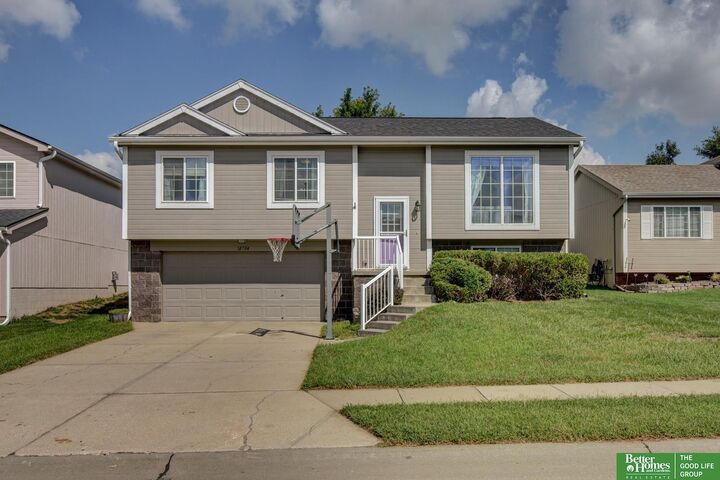 18704 W Street  Omaha NE 68135 photo