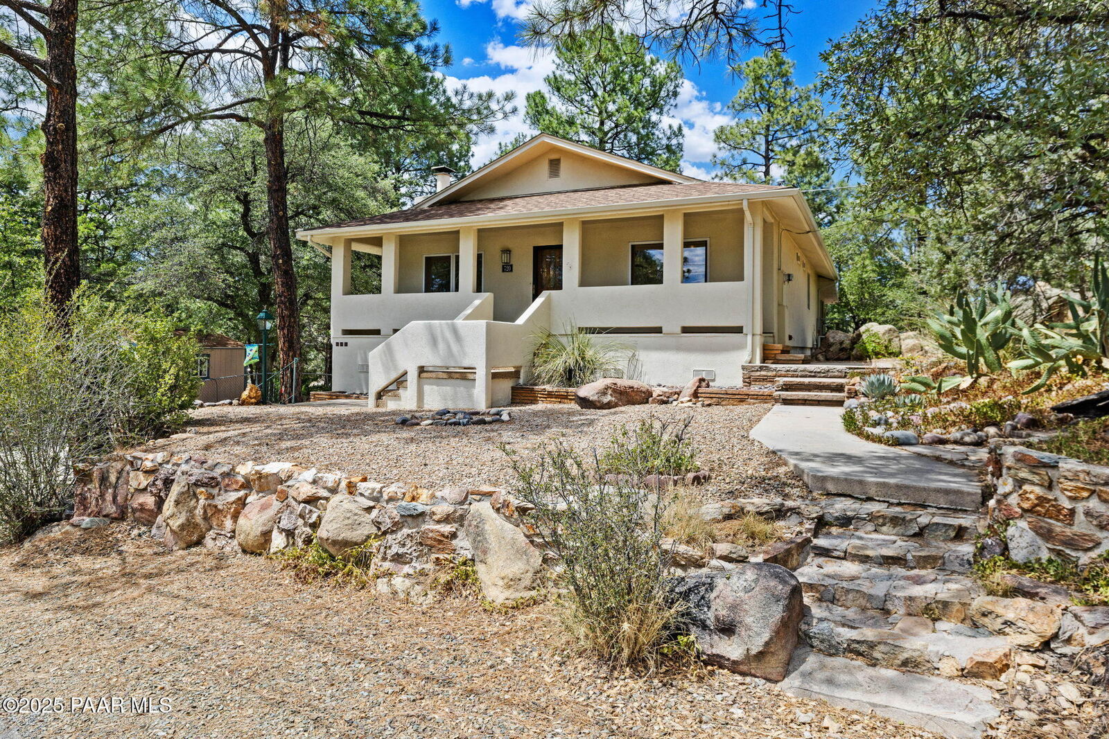 Property Photo: 720 Pebble Hill Lane AZ 86303
