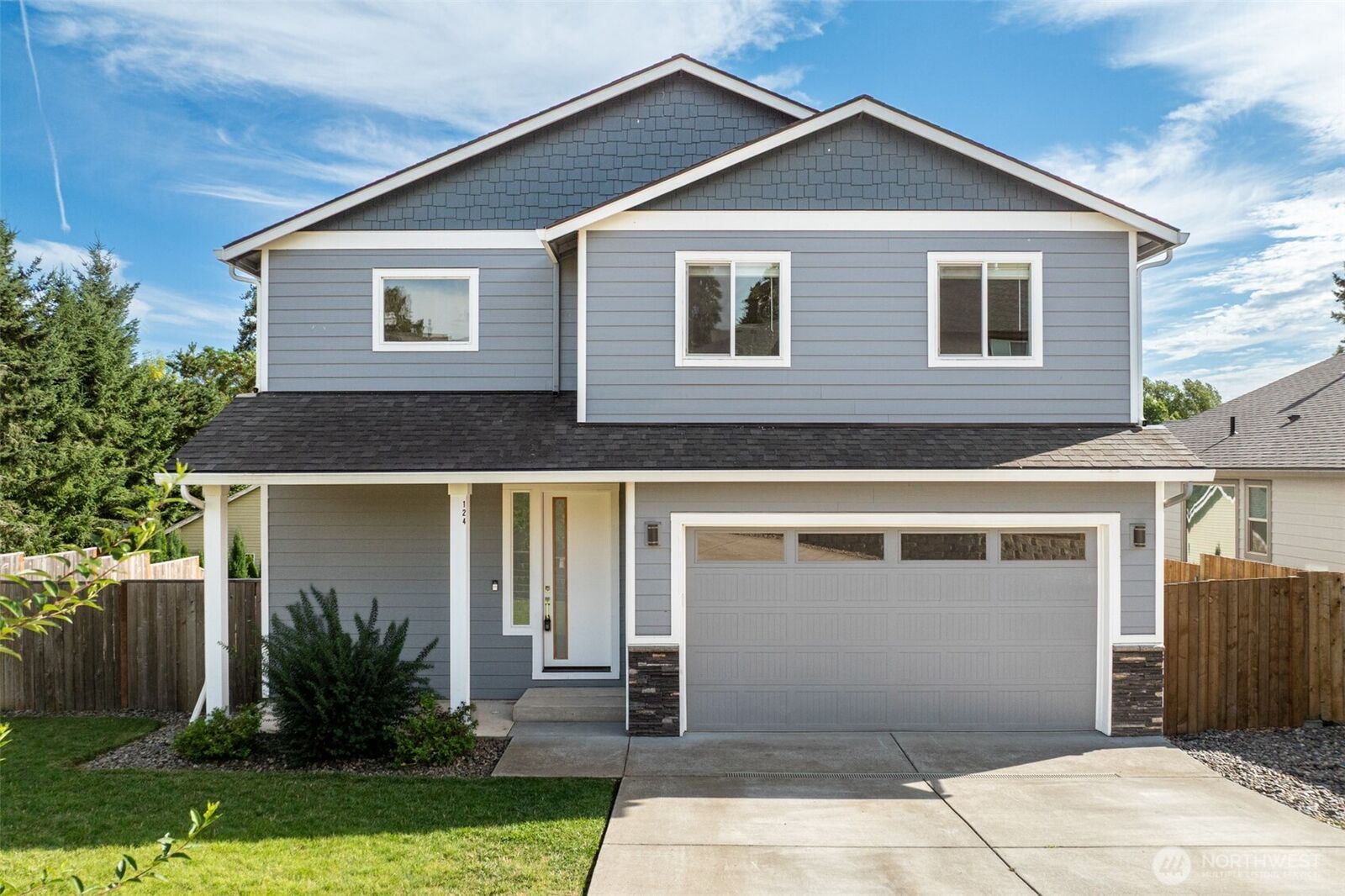 Property Photo: 124 W 12th Way WA 98629