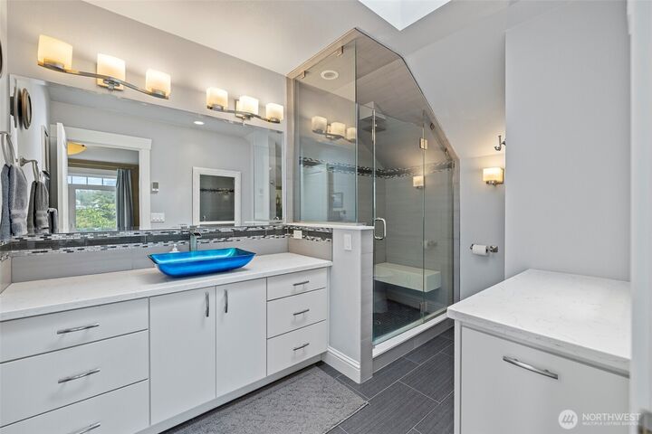 2220 SW Scenic Heights Street  Oak Harbor WA 98277 photo