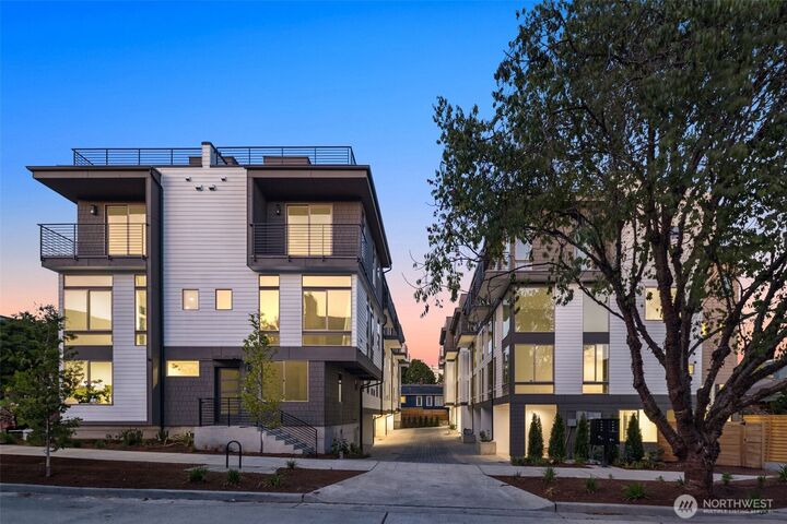1203 H N Allen Place  Seattle WA 98103 photo