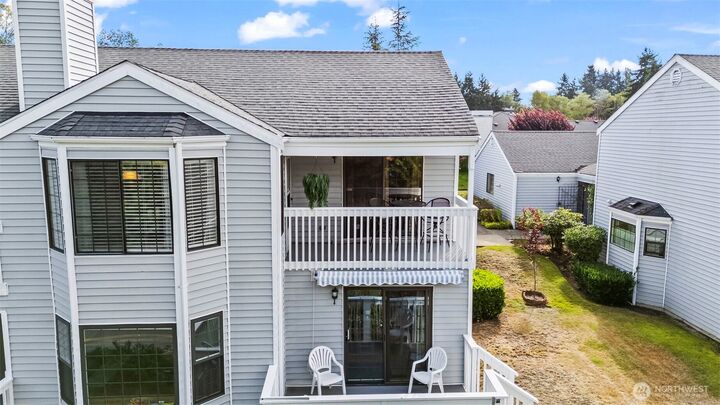 Property Photo: 2801 N Narrows Drive E2 WA 98407