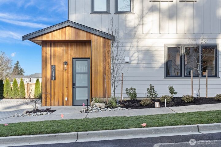 Property Photo:  8017  126th Avenue NE B  WA 98033 
