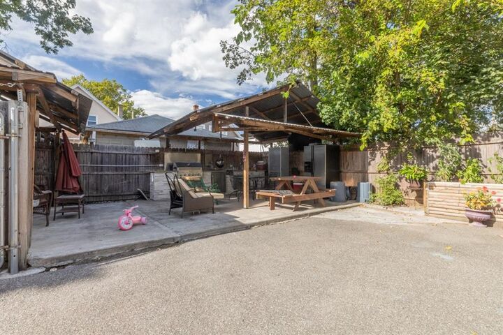 Property Photo:  231 Union Avenue  RI 02909