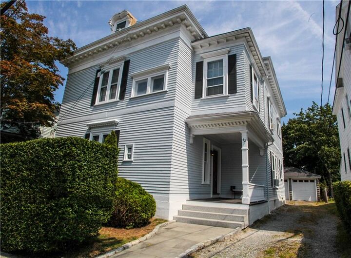 42 Mann Avenue  Newport RI 02840 photo