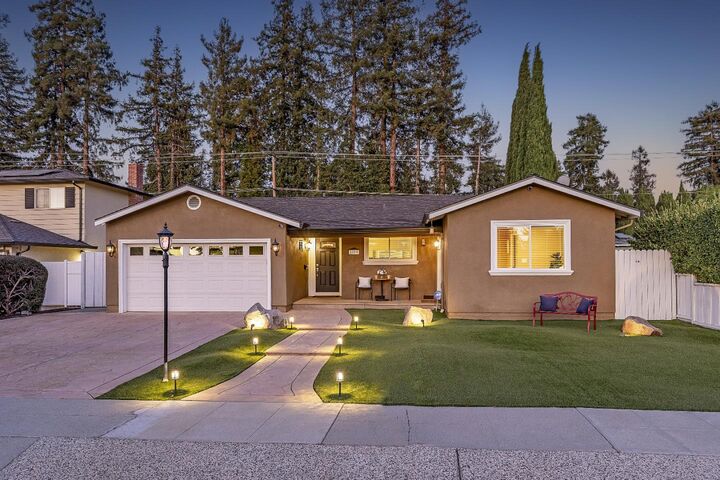 Property Photo: 1006 Almarida Drive CA 95128