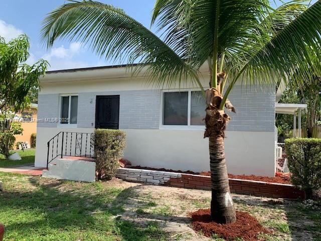 Property Photo: 1145 NE 113th St 1145 FL 33161