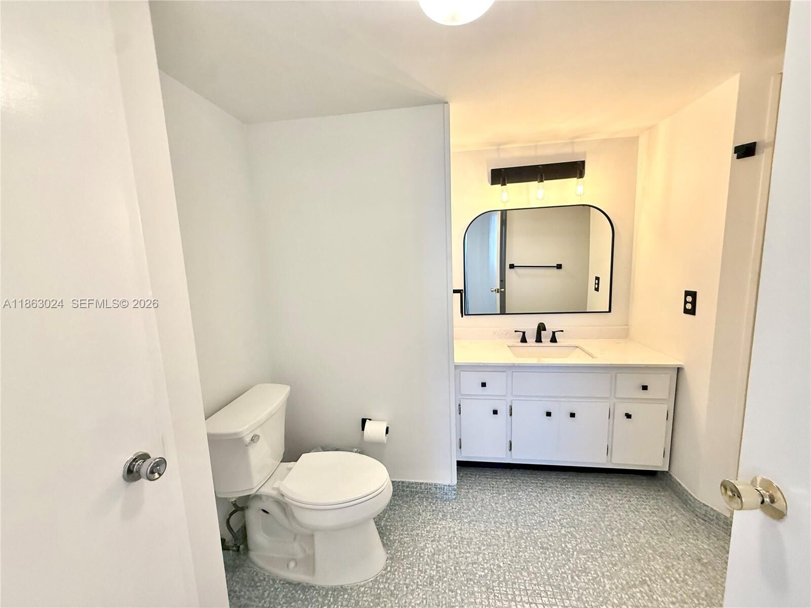 Property Photo:  1351 NE Miami Gardens Dr 626E  FL 33179 