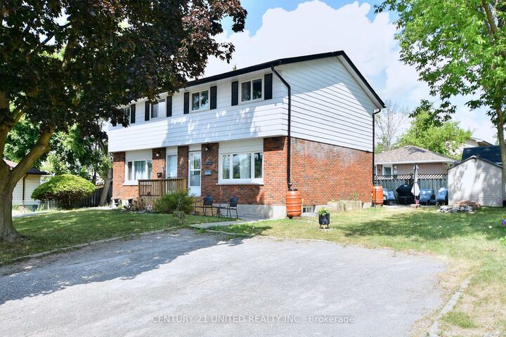 Photo de la propriété: 454 Southpark Drive ON K9J 1C3