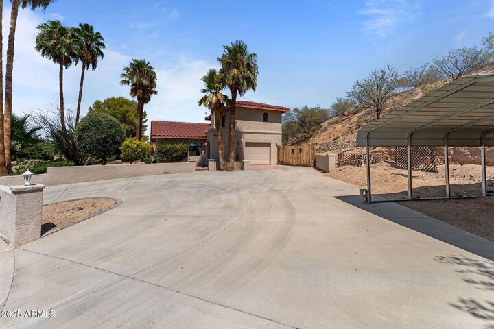 Property Photo: 690 W McLean Drive AZ 85390