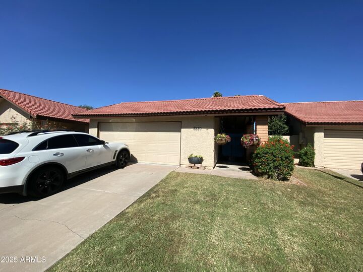 5220 E Tunder Circle  Phoenix AZ 85044 photo