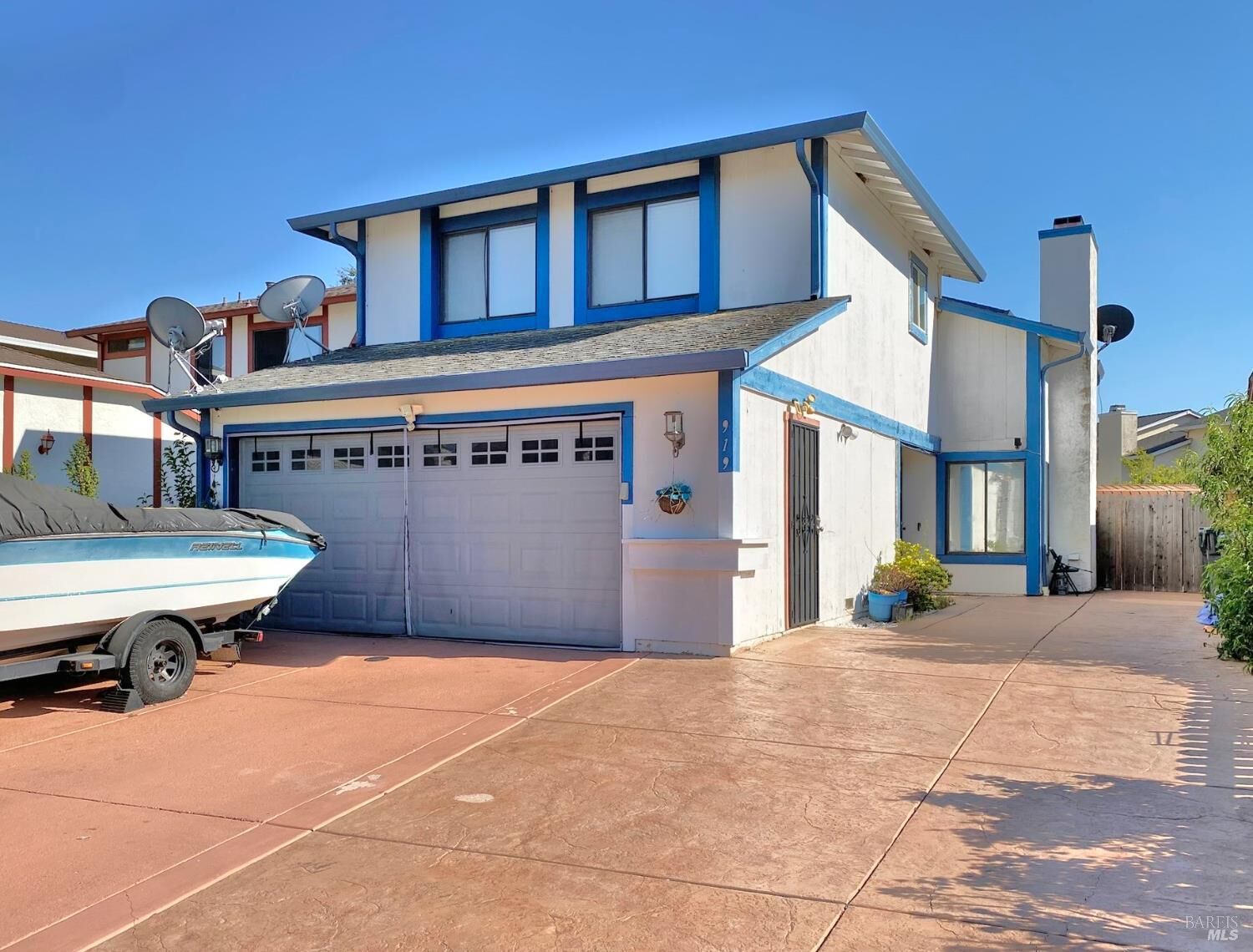 Property Photo: 919 Brandon Way CA 94533