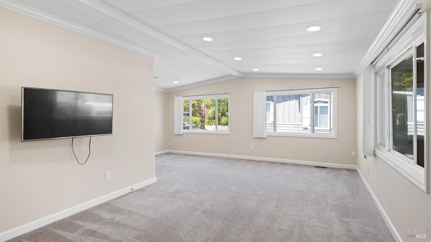 Property Photo:  108 Cardinal Way  CA 95409 