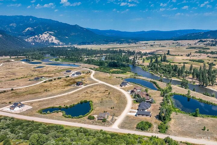 Property Photo: Blk 8 Lot 23 Wapiti Ct ID 83622