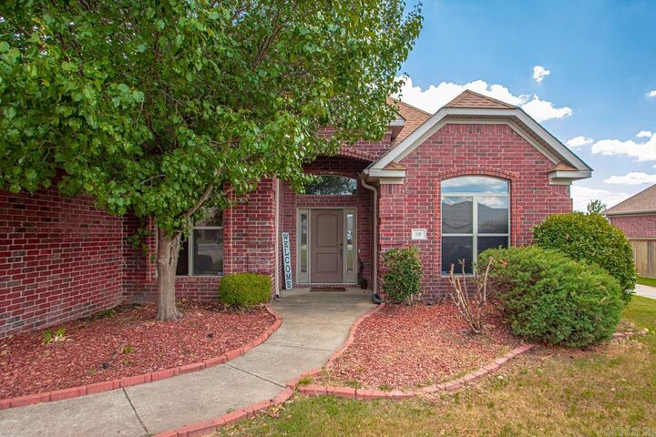 Property Photo: 110 Cabanel Drive AR 72113