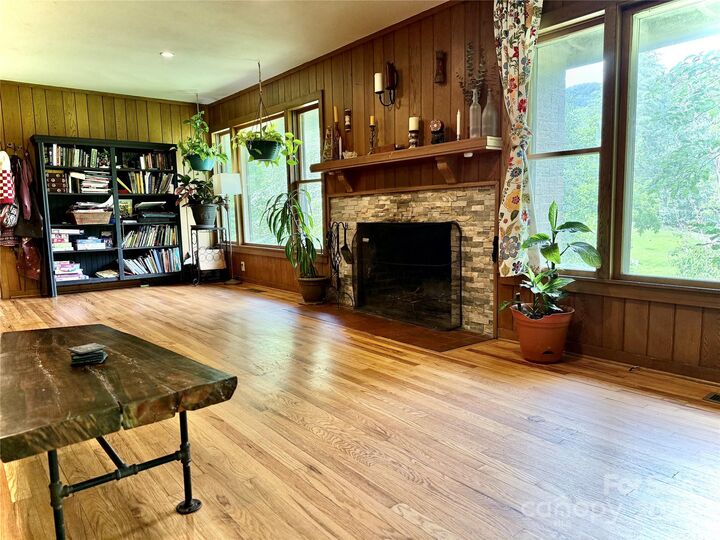 Property Photo: 81 Jericho Drive NC 28782