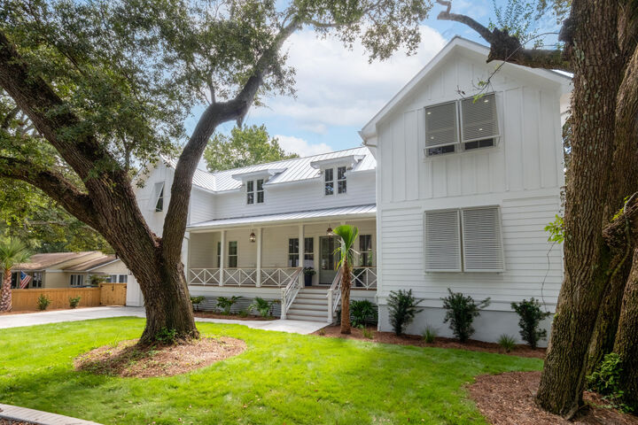 Property Photo:  727 McCants Drive  SC 29464 