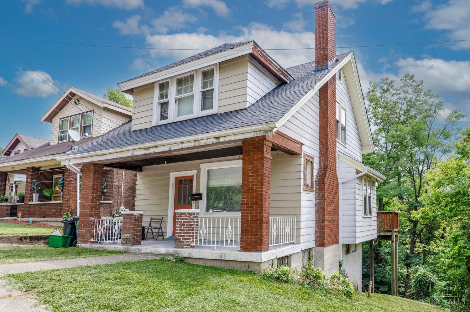 Property Photo: 1649 Glen Parker Avenue OH 45223