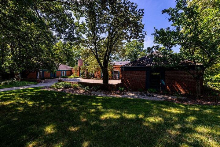 Property Photo: 8445 Eustis Farm Lane OH 45243