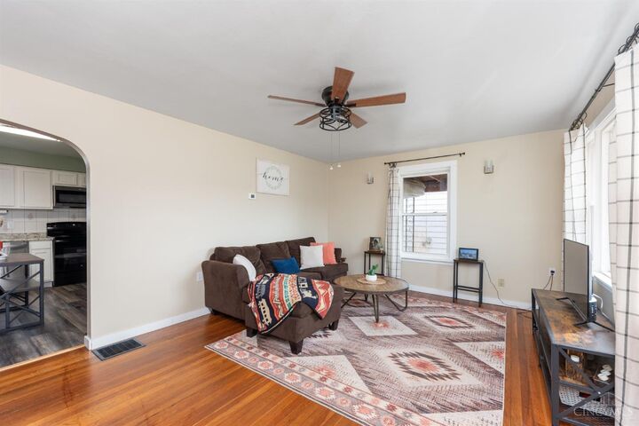 Property Photo:  1016 Elizabeth Street  OH 45167 