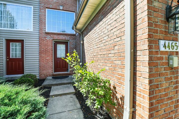 Property Photo:  4465 Black Oak Lane  OH 45040 