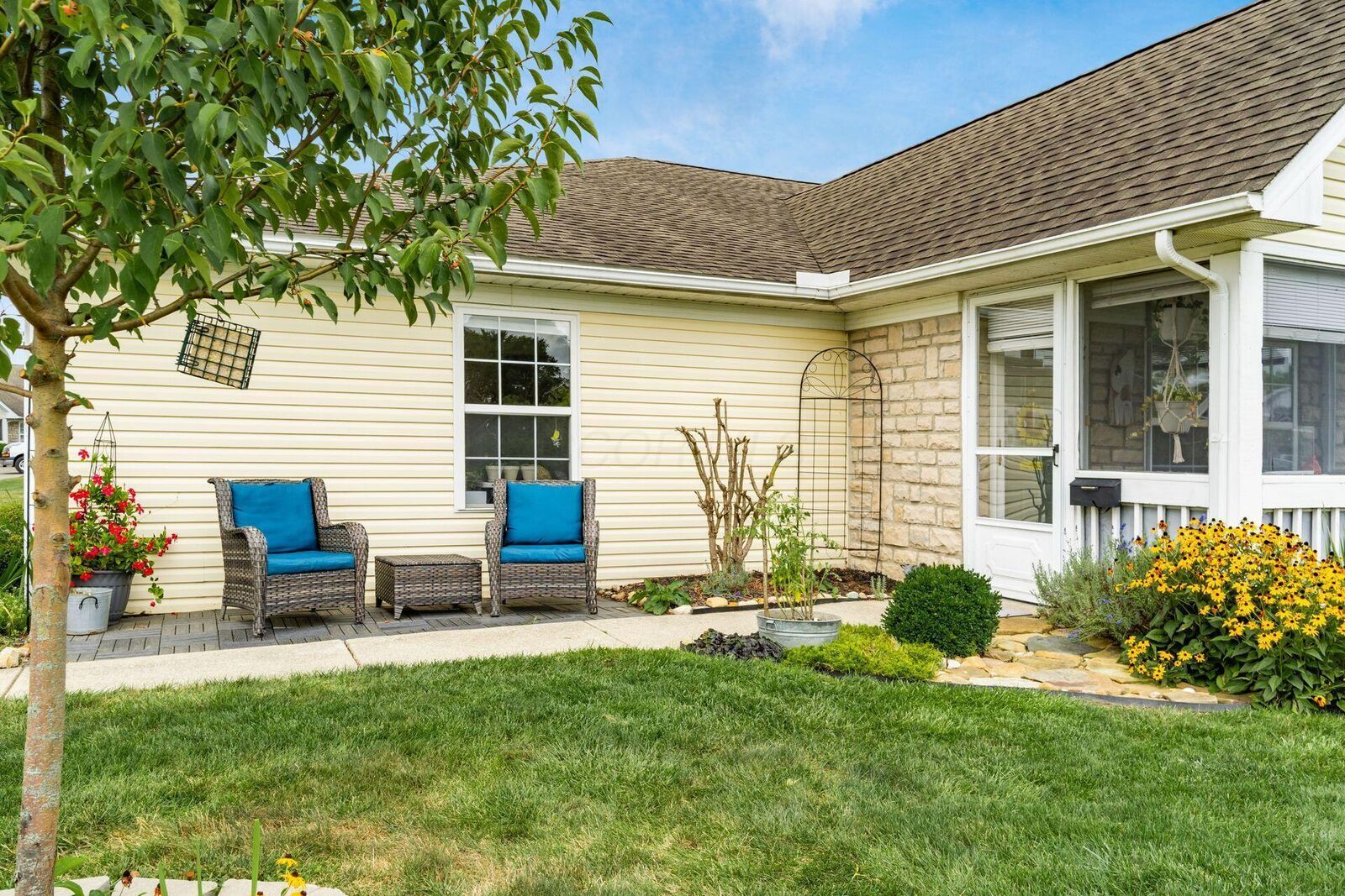 Property Photo: 259 Goosepond Road OH 43055