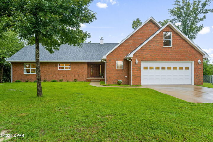 Property Photo: 13935 Blue Springs Road FL 32466