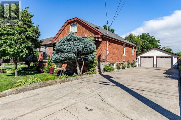 Property Photo: 147 Stewartdale Avenue ON L8K 4P6