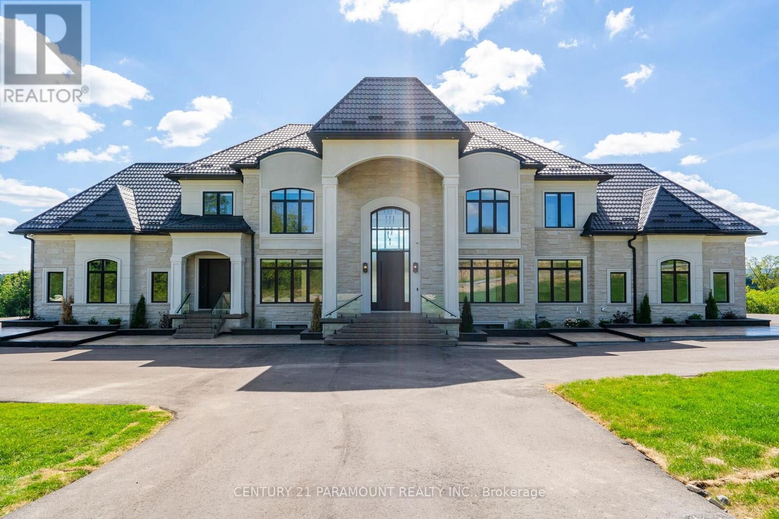 Property Photo:  16322 Hillview Place  ON L7E 3S2 