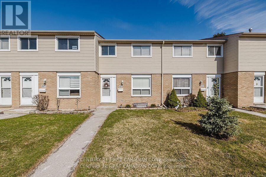 Property Photo: 40 Tiffany Drive 82 ON N5V 3N3
