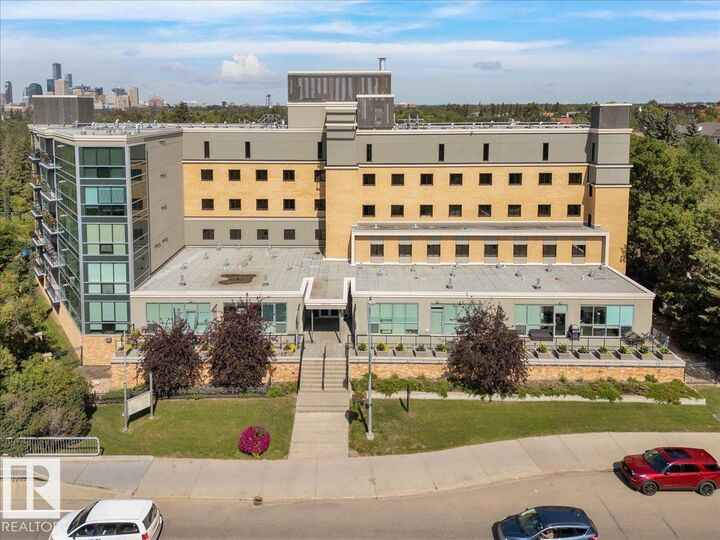 9316 82 Avenue NW 102  Edmonton AB T6C 0Z6 photo