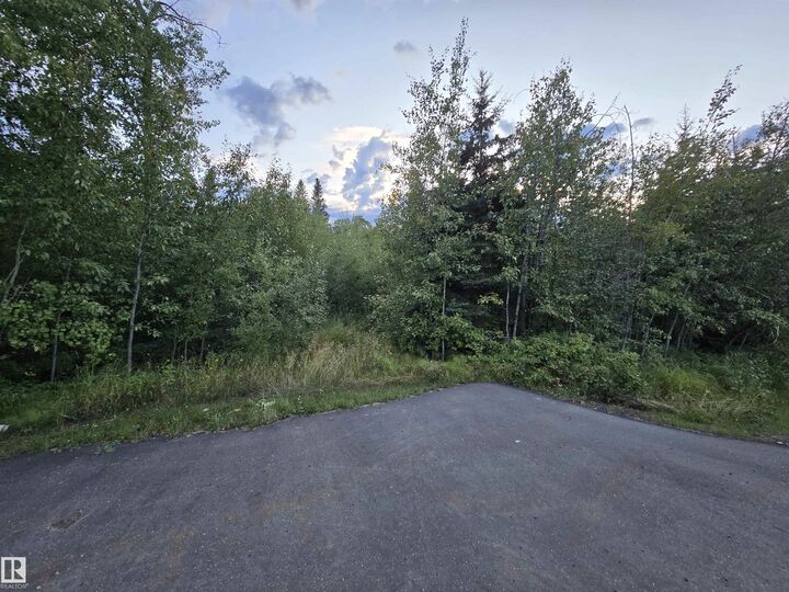 Property Photo: 3461 Calling Lake Dr AB T0G 0K0