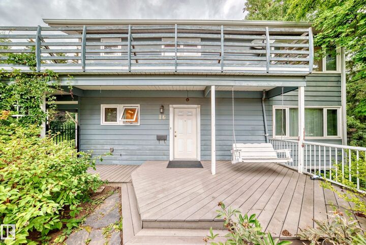 Property Photo: 16 Scarboro Place AB T8N 0H8