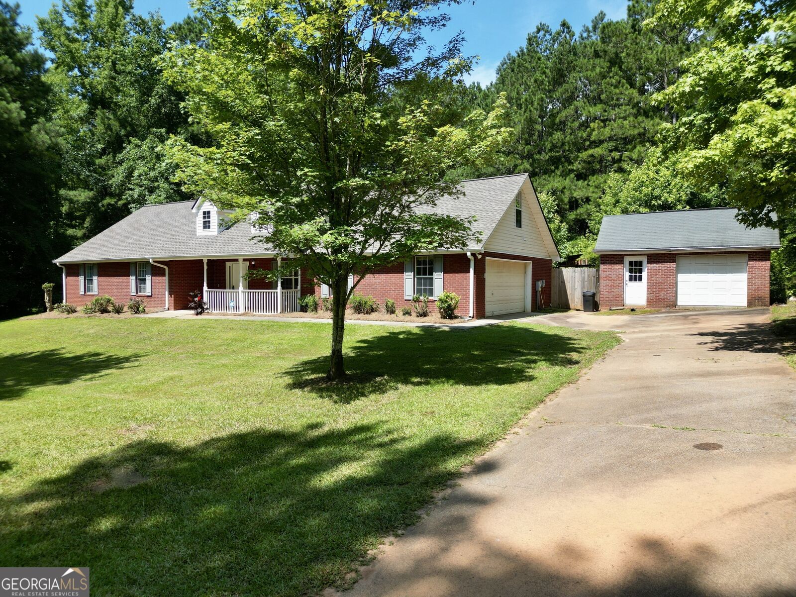 Property Photo: 502 S Ola Road GA 30252