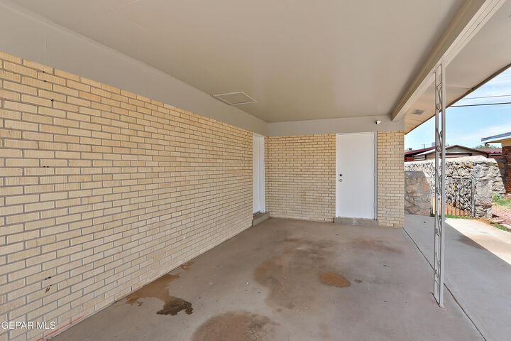 Property Photo: 3441 Glasgow Street TX 79925