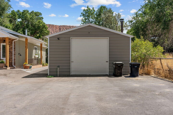Property Photo:  125 S 300 E.  UT 84720 