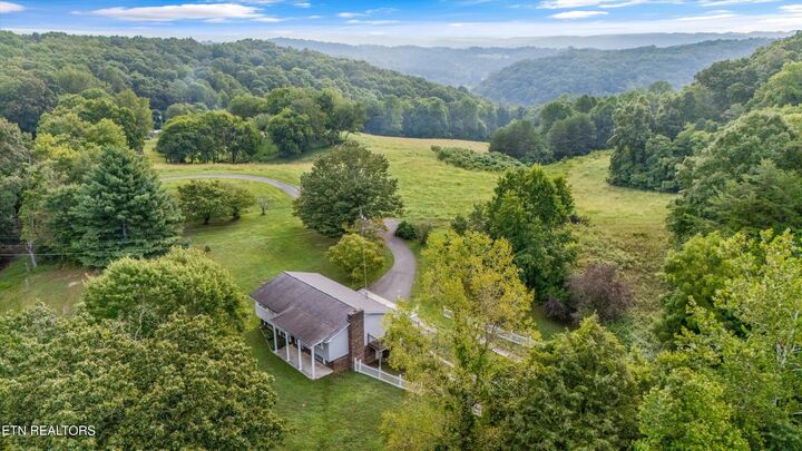 Property Photo: 150 Day Lane TN 37716